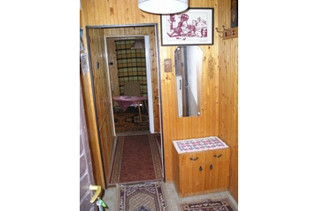 Hungría Chata Gyopárosfürdo, Exterior